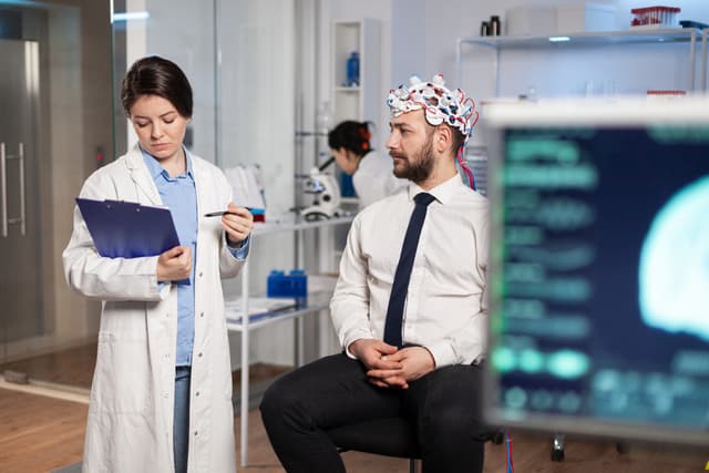 https://hospitalimage.s3.ap-south-1.amazonaws.com/providers/28/images/28.jpeg